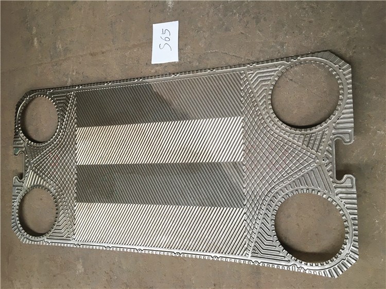 供应桑德斯s65304316不锈钢板式换热器板片冷却器72