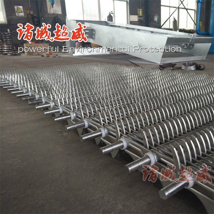 耙齿不锈钢机械格栅机 清理污水中悬浮物树叶捞渣处理设备