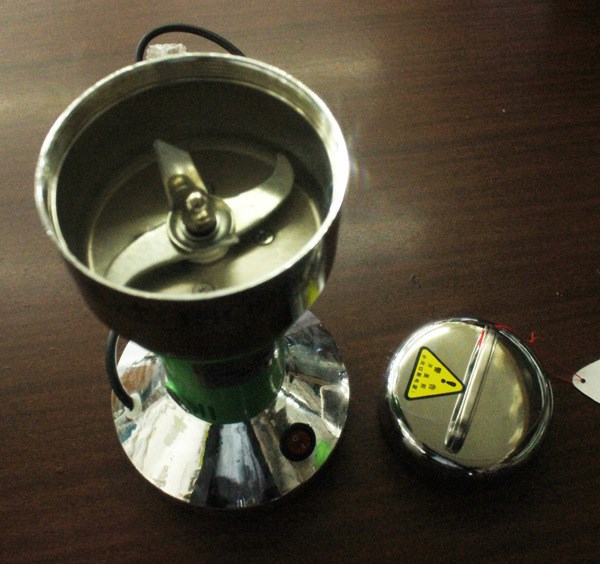 供應高速中藥粉碎機 磨粉機100型 打磨機 珍珠打粉機 PJ-058