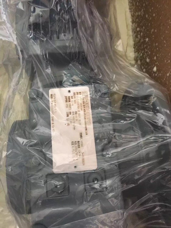 德國SEW減速機  原裝 正規渠道 銷售 K77R37DRS71M4