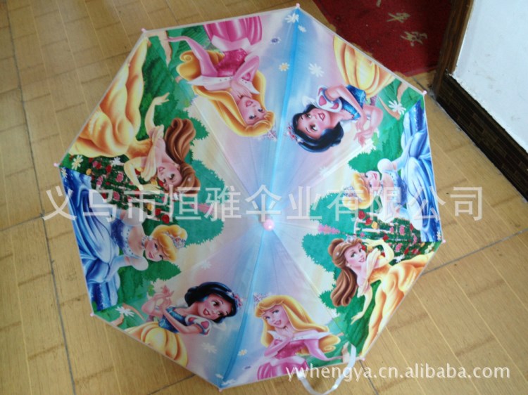 義烏恒雅傘業(yè)懷念兒時白雪公主兒童傘多款卡通傘幼兒園的紀念