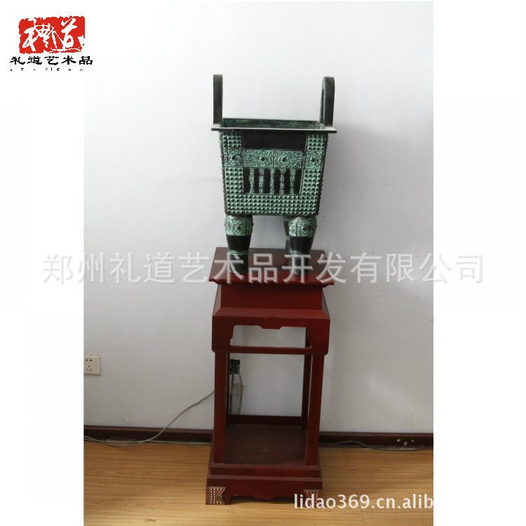 鄭州有賣開業(yè)禮品 銅工藝品開業(yè)禮品 中華商鼎開業(yè)禮品