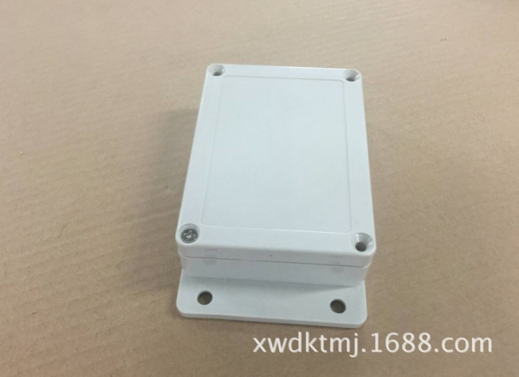 F8  控制盒115-85-35  塑膠防水盒