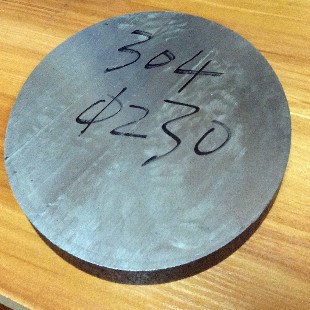 走量304不銹鋼黑棒易車不銹鋼棒不銹鋼圓鋼鋸床代客拆零賣