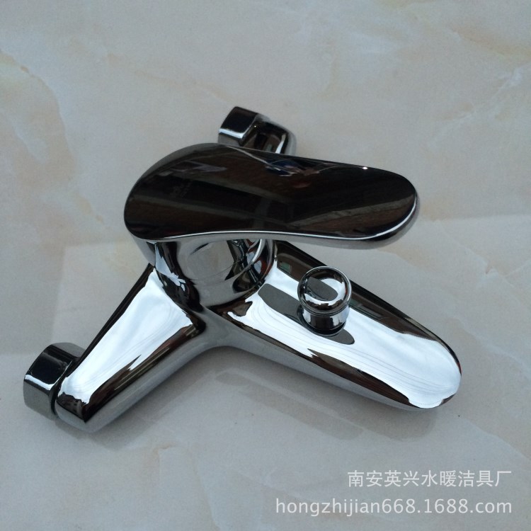 廠家直銷批發(fā)供應全銅塞洛三聯(lián)淋浴水龍頭