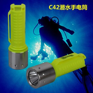 廠家直銷強光CREE XML-T6強光潛水手電筒 防水手電筒戶外潛水