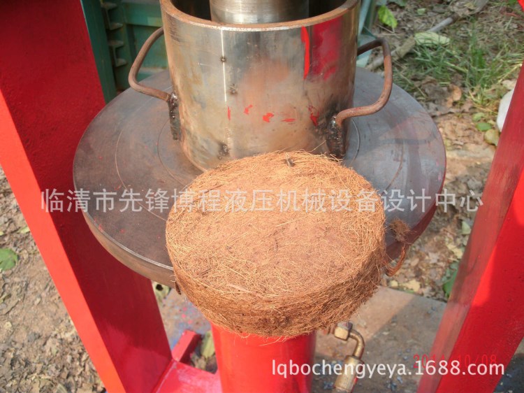 椰糠餅壓制機.椰糠壓磚機.椰糠餅壓力機YL-20T