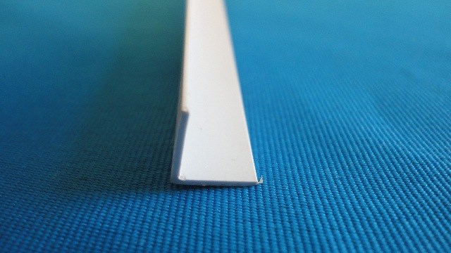 pvc包边条 塑料直角条 护角条 pvc直角条