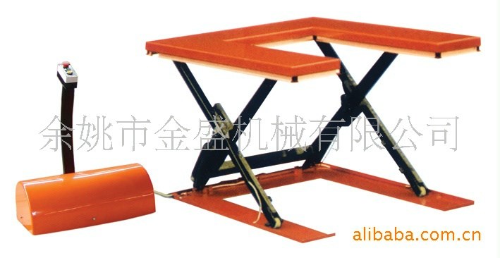 供應(yīng)“U”型電動(dòng)升降平臺(tái) 