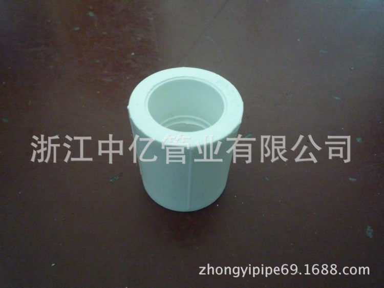 供應(yīng)PPR管材配件直接，彎頭PPR管件，提供白，綠，灰等顏色