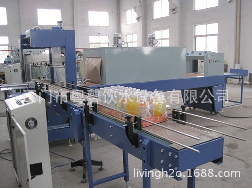 礦泉水、茶、含氣飲料生產(chǎn)線機械設(shè)備 全自動PE膜包裝機械設(shè)備