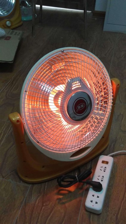 電烤爐廠家批發(fā) 季節(jié)性電暖爐 家用取暖