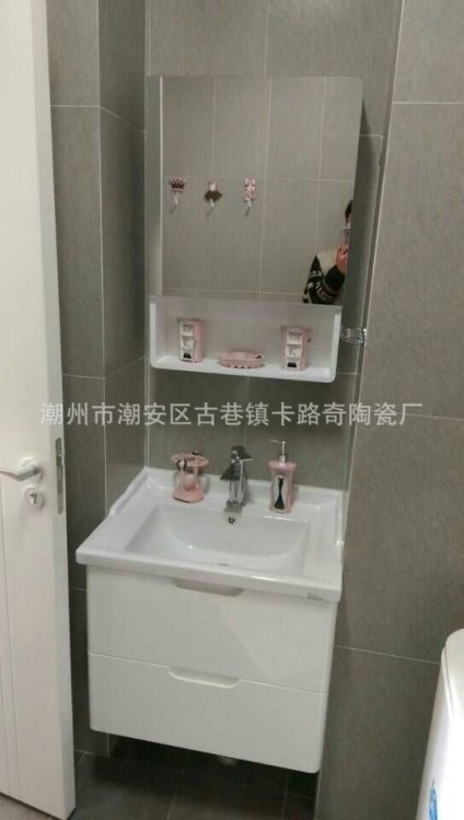 廠家直銷精品公寓臺盆柜小戶型掛墻式簡約鏡柜洗臉盆組合柜