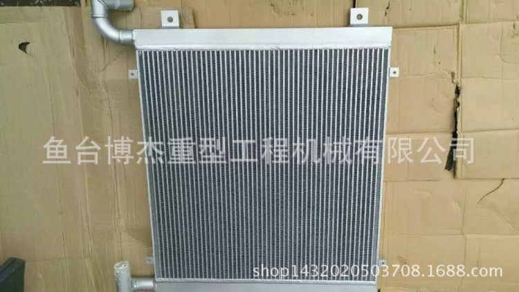 廠家供應卡特挖掘機散熱器，液壓油散熱器