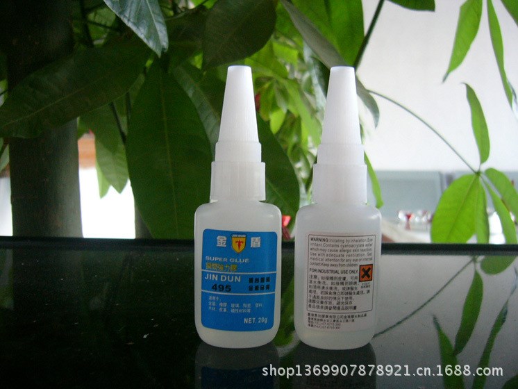 495膠水，495瞬干膠水，塑料專用瞬干膠，塑料粘橡膠，塑料粘金屬