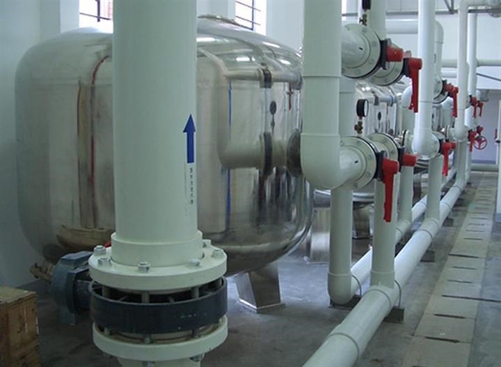 室内游泳池的恒温系统游泳池恒温加热设备