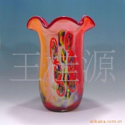 厂供应吹制琉璃花瓶工艺品，水晶玻璃摆设，酒店装饰品