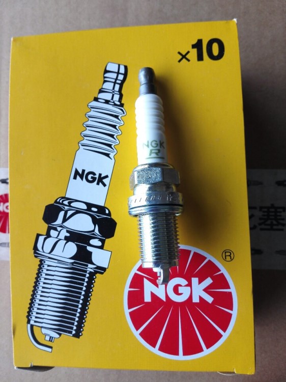 NGK火花塞BKR6E-11/電阻型火花塞2756/火嘴/假一罰百量大批發(fā)