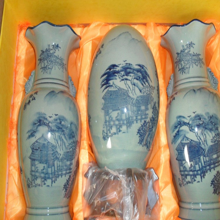 淄博工藝品擺件大促  14寸花瓶仿古三件套   陶瓷饋贈(zèng)佳品