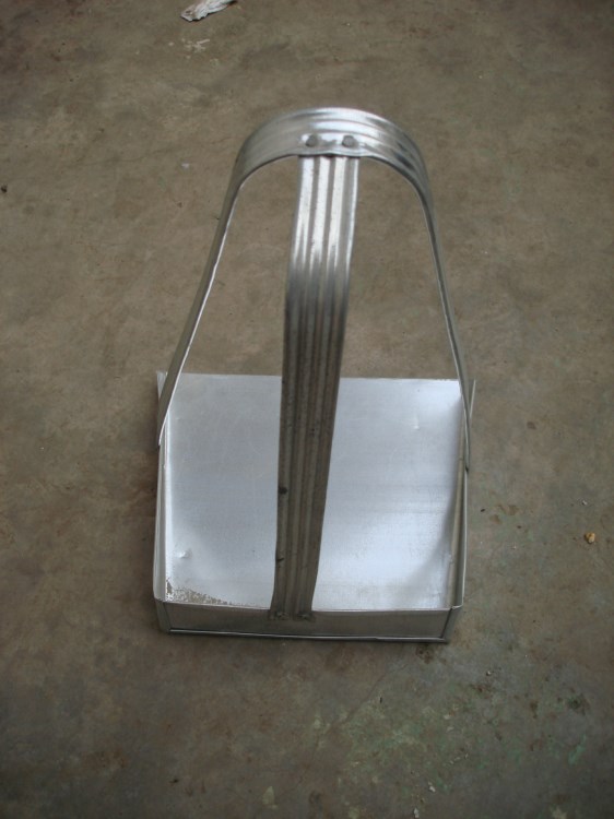 大量批发销售铁簸箕簸箕铁戳子