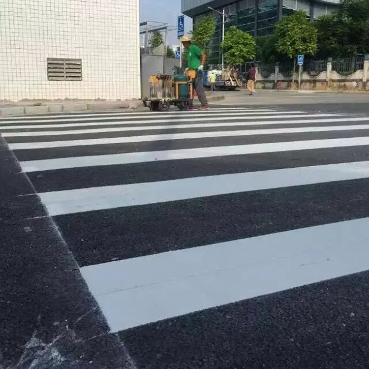 停车场划线标示，交通警戒线，停车场道路划线