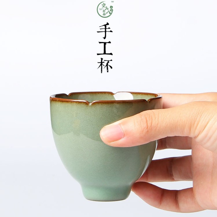 空山新雨 龍泉青瓷手工品茗杯 大師手作功夫茶具陶瓷單杯主人杯