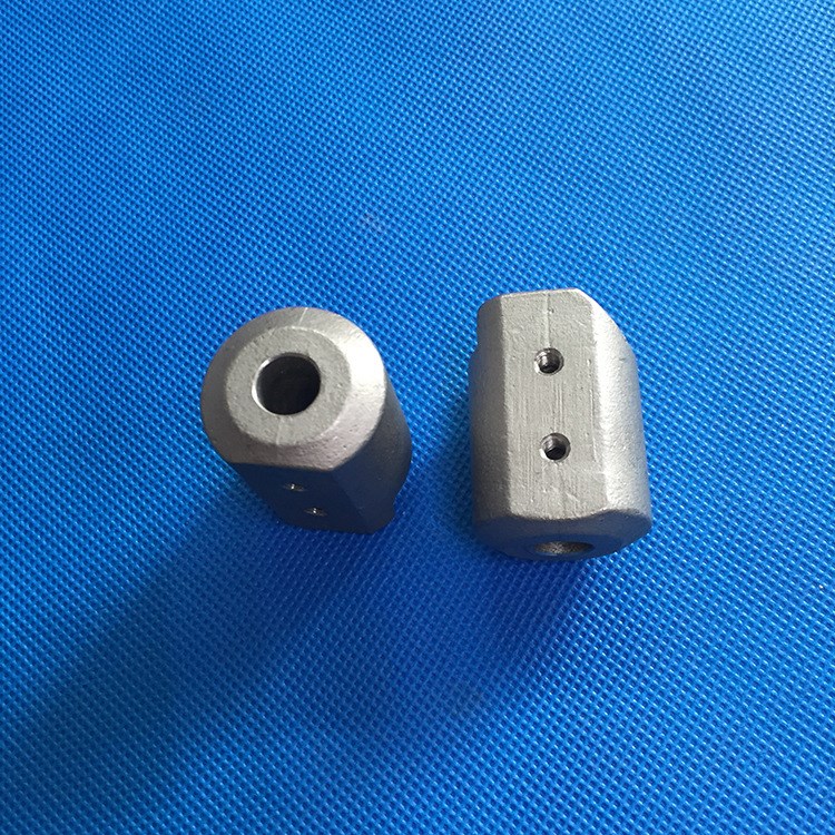 深圳厂家长期批发不锈钢微型零件加工 钻孔小五金加工