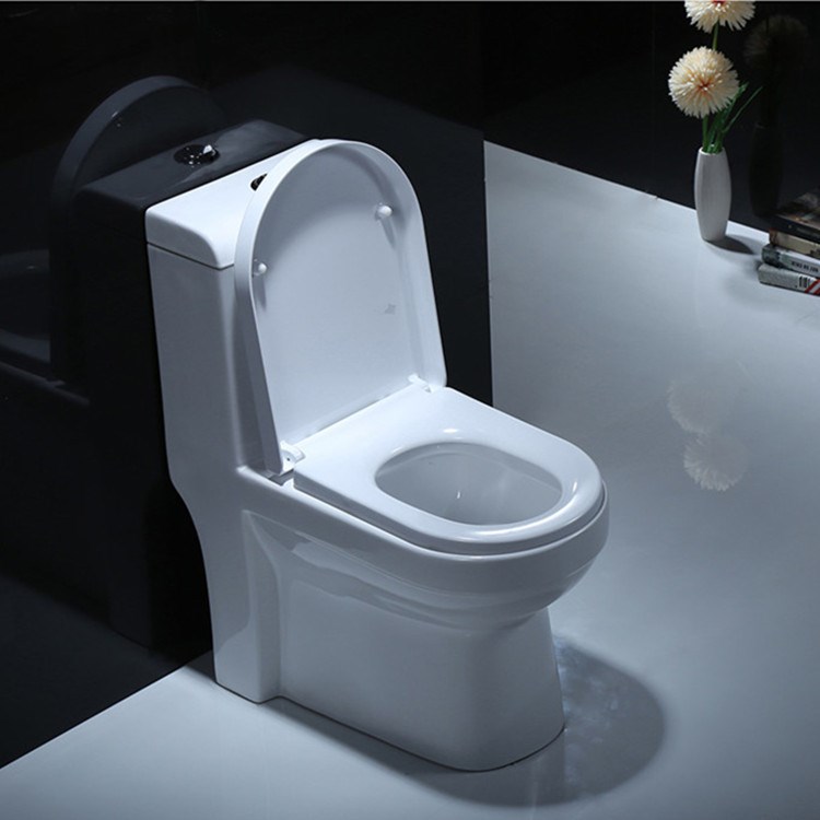 廠家直銷超漩式抽水馬桶坐便器節水防臭陶瓷馬桶批發可以提供貼牌