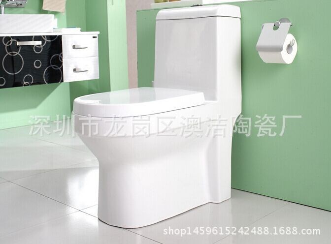 廠家直銷超漩式坐便器 家用連體式陶瓷馬桶 提供貼牌大益高8123