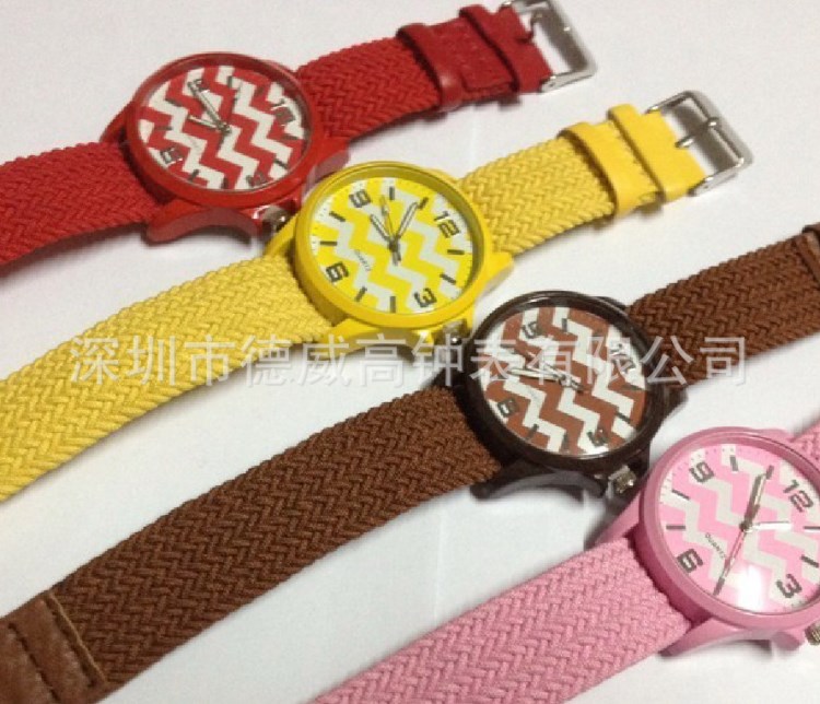 新款編織彈性尼龍帶禮品手表，合金手表，手表工廠定做批發(fā)，