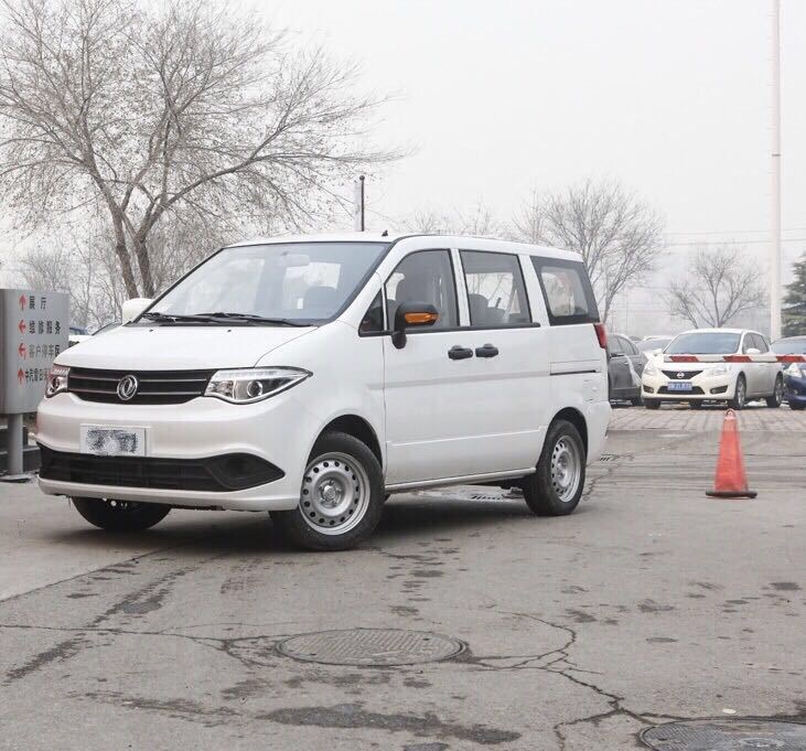 新能源商務(wù)車 乘用車 電動  鄭州日產(chǎn)帥客 七座