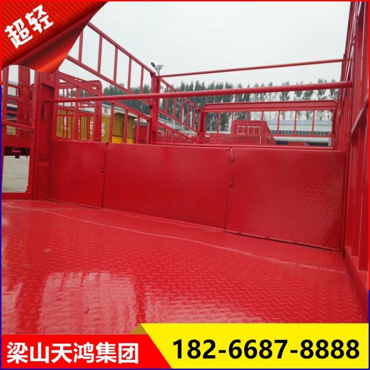 上海寶鋼新款低平板運(yùn)輸半掛車 上海寶鋼新款低平板運(yùn)輸車