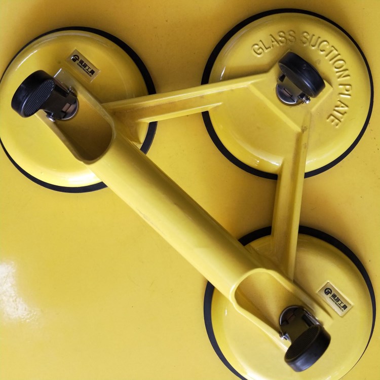 批多钢特牌三爪玻璃吸盘 铝合金地板瓷砖手动玻璃抓 玻璃吸盘