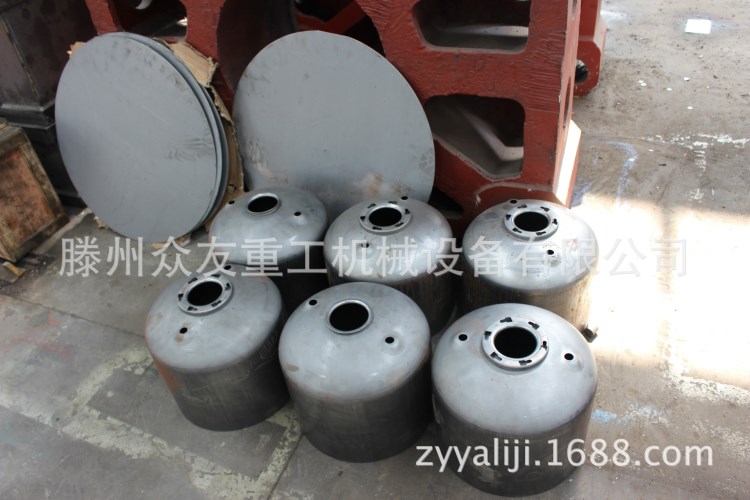不銹鋼洗滌槽太陽能搪瓷內膽水箱拉伸成型液壓機拉伸沖孔一體模具