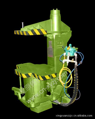 鑄造機(jī)械、鑄造設(shè)備、頂桿起模震壓造型機(jī) 145造型機(jī) 自動造型機(jī)