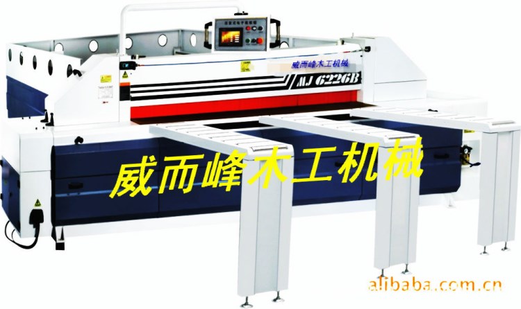 佛山市順德全自動(dòng)電腦開料截板鋸 鋁板 木板 亞克力板專用開料機(jī)