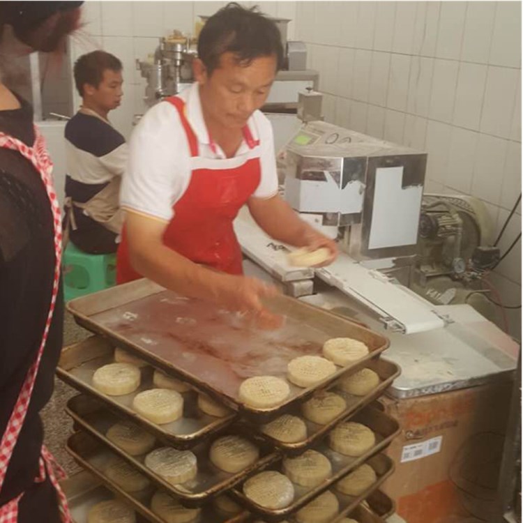 水果月餅機 火腿月餅機器 云南做月餅機器廠家 月餅機廠家直銷