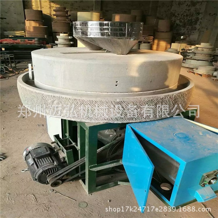 廠價(jià)直銷多功能電動(dòng)面粉 香油機(jī)廠家定制 不銹鋼石磨機(jī)設(shè)備