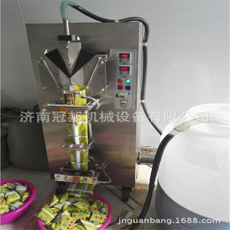袋裝醬油醋包裝機(jī)  全自動(dòng)液體包裝機(jī)