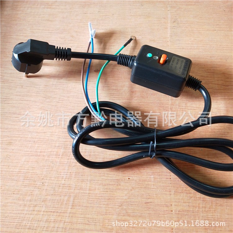 廠家直銷歐規(guī)漏保電源線 歐標(biāo)分體漏電保護(hù)器 熱水器插頭線