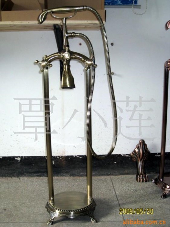 廠家直銷青古銅落地浴缸龍頭 仿古水龍頭 落地式水龍頭 落地