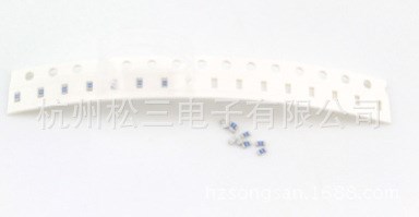 貼片自恢復保險絲 ASMD0805-110 J標   4k一盤