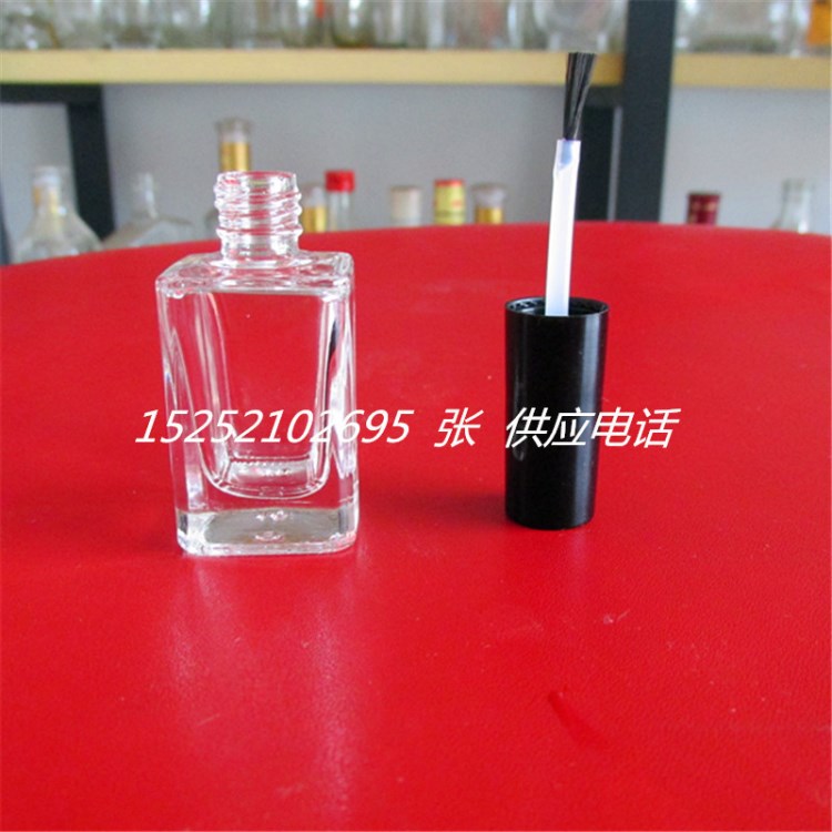 廠家直供 方形指甲油玻璃瓶 15ml 透明指甲油瓶 量大從優(yōu)