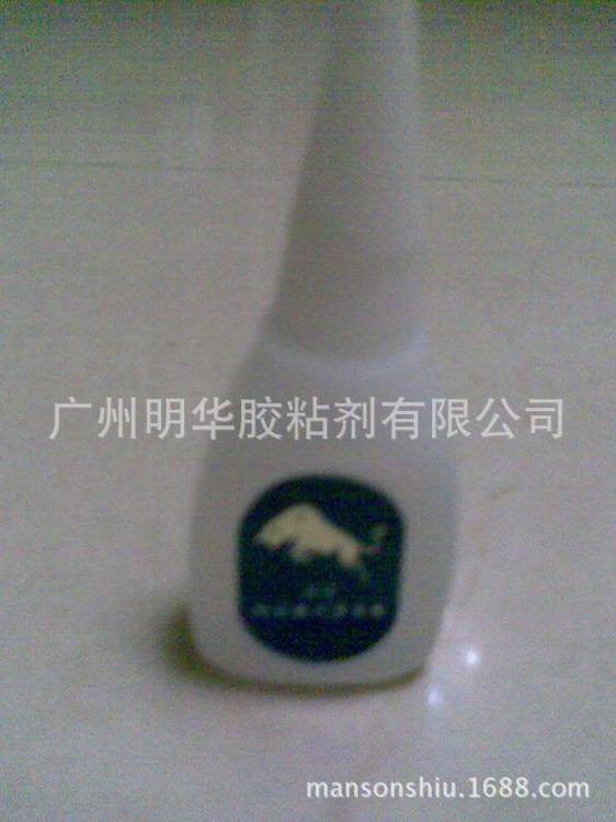 廠家直銷供應(yīng)同聲502快干膠/同聲502瞬間膠/同聲瞬干膠502