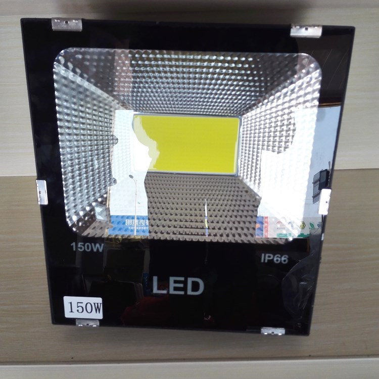 供應 黑金剛LED投光燈COB 50W 100W 150W 集成 貼牌系列