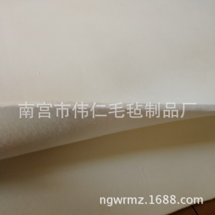 工業(yè)羊毛氈吸油毛氈耐高溫耐磨防塵防震吸油密封拋光6mm