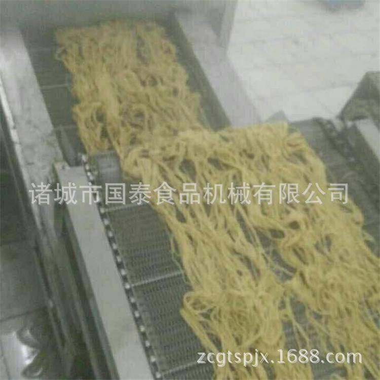 炒面加工設(shè)備 拌面加工生產(chǎn)線 熟面生產(chǎn)線熱干面加工設(shè)備