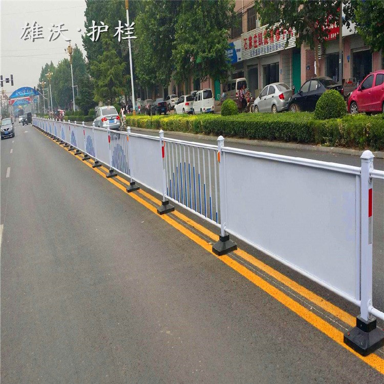 公路、市政、道路中間隔離帶 隔離欄 鋅鋼熱鍍鋅護(hù)欄【廠家直銷】