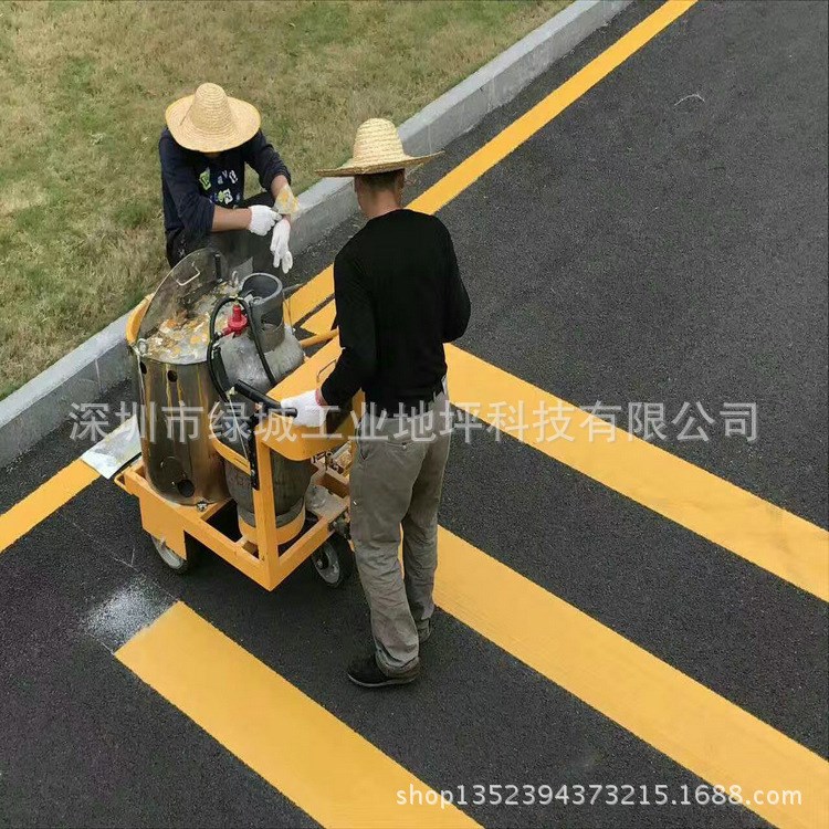 綠城施工  停車場畫線工程 道路畫線工程 熱熔畫線 車位畫線