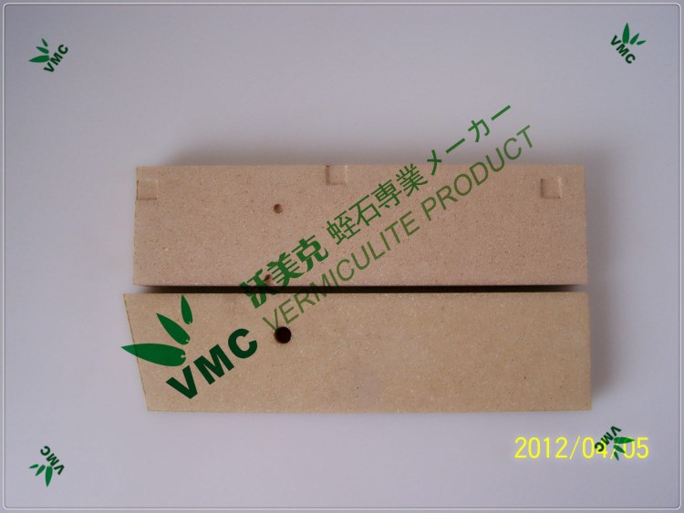 河北廠家供應保溫隔熱防火材料  輕質耐火板材 蛭石防火板